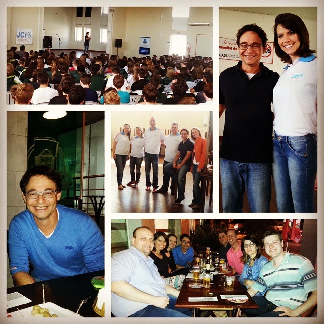 Sociedade de Leituras Lotada